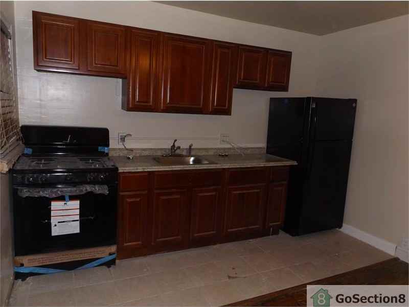 4005 Woodmere Ave - Photo 2 of 10