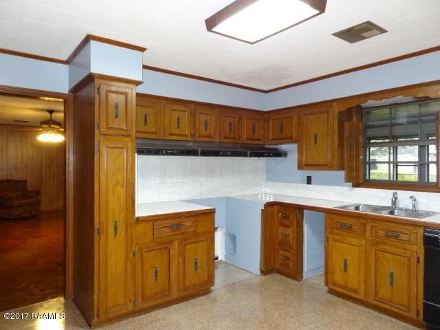 325 Yearling Rd - Photo 2 of 36