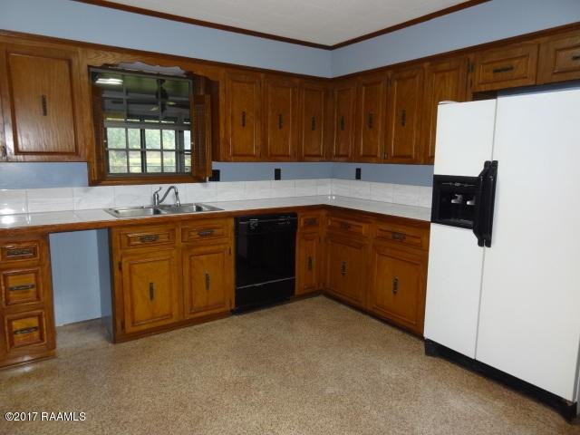 325 Yearling Rd - Photo 3 of 36