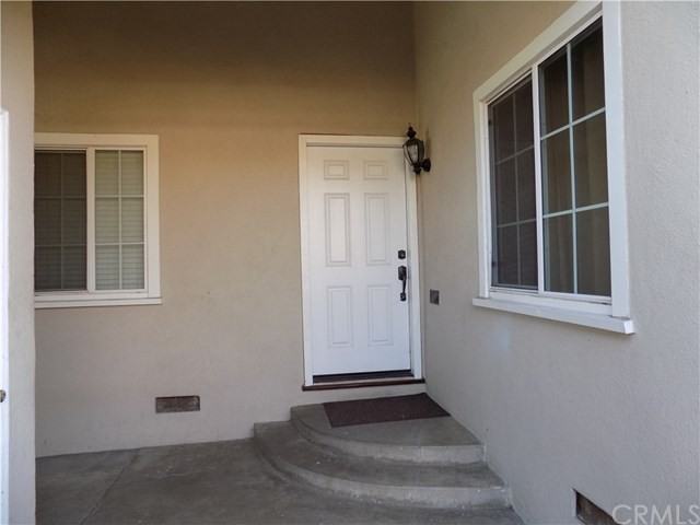 4033 N Woodgrove Ave - Photo 2 of 25