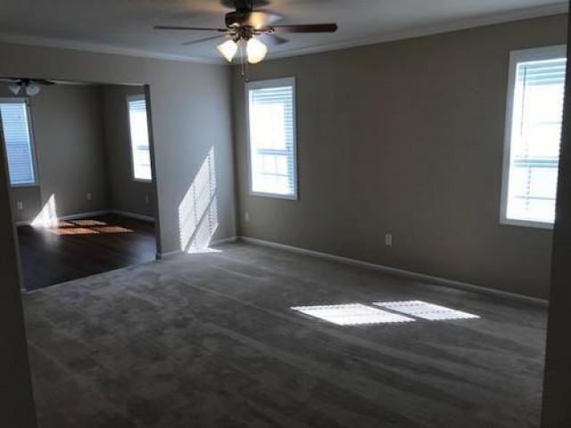 15009 Savanah Ave - Photo 3 of 6