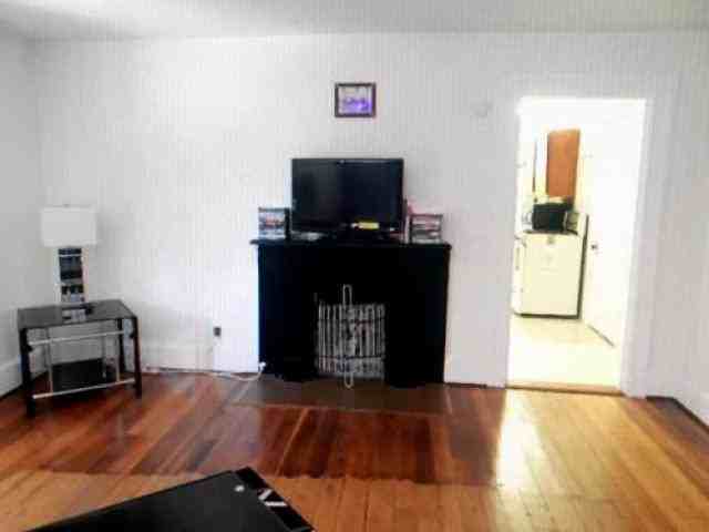 362 S Main St - Photo 2 of 6