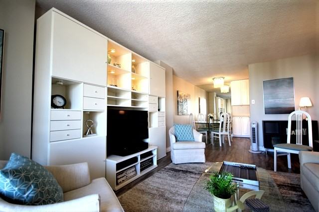2016 Fullerton Ave - Photo 2 of 6