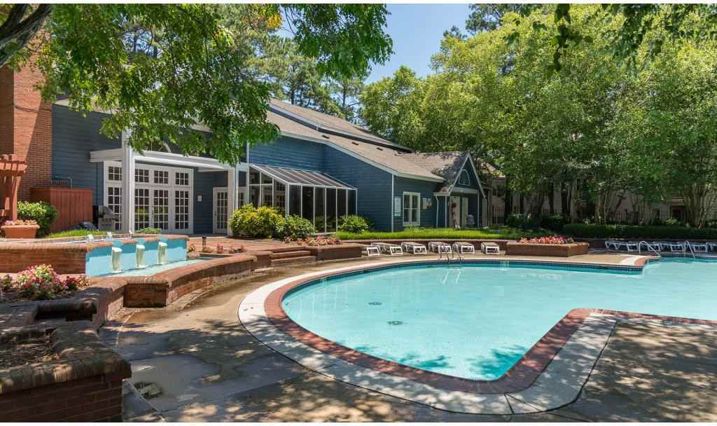 Reflections at Virginia Beach - Photo 2 of 20