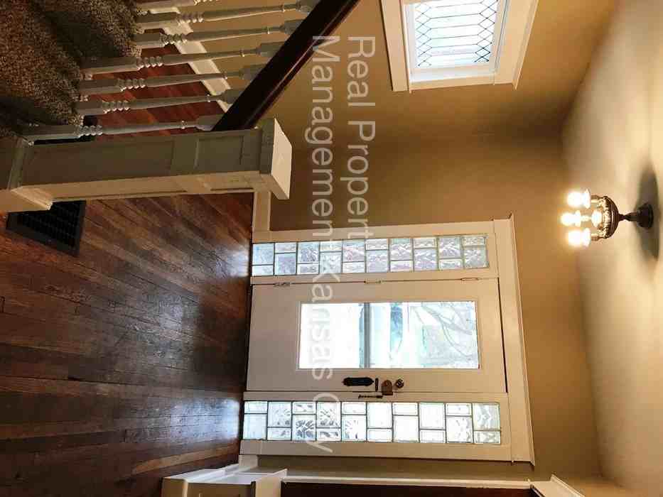 2930 Olive St - Photo 3 of 13