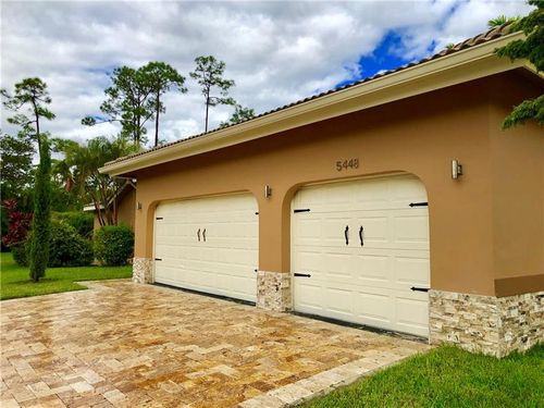 5492 E Leitner Dr - Photo 3 of 8