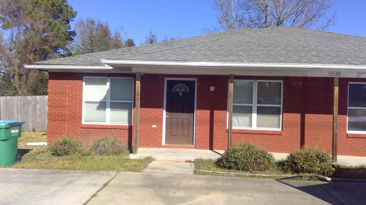 13530 Dedeaux Road A, Gulfport, MS 39503 2 Bedroom House for 700