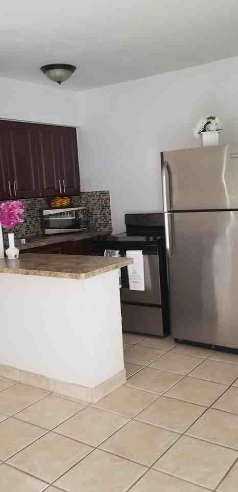 SE 14th St & SW 14th St