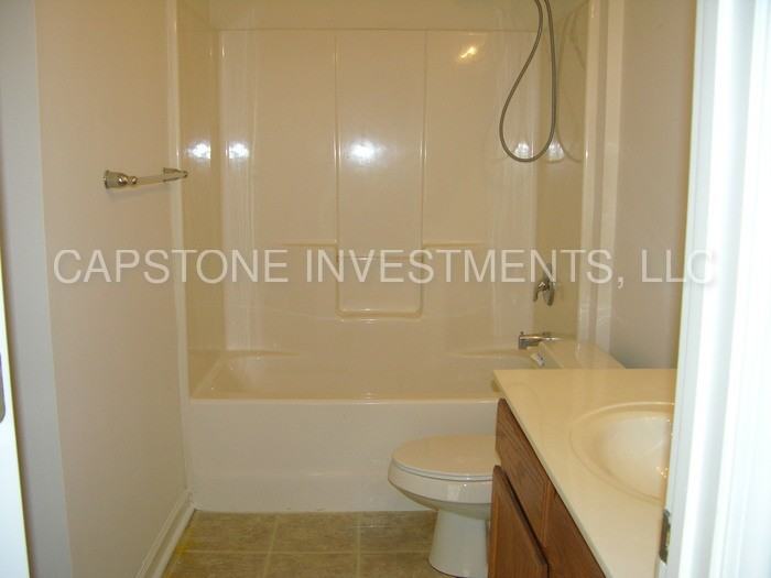 2618 Lookout Point NE - Photo 3 of 16