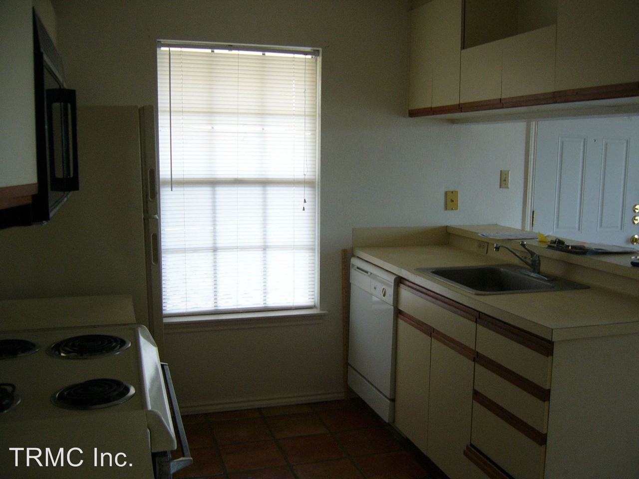 14130 CABANA EAST ST. (HF) MISSION DEL REY - Photo 2 of 6