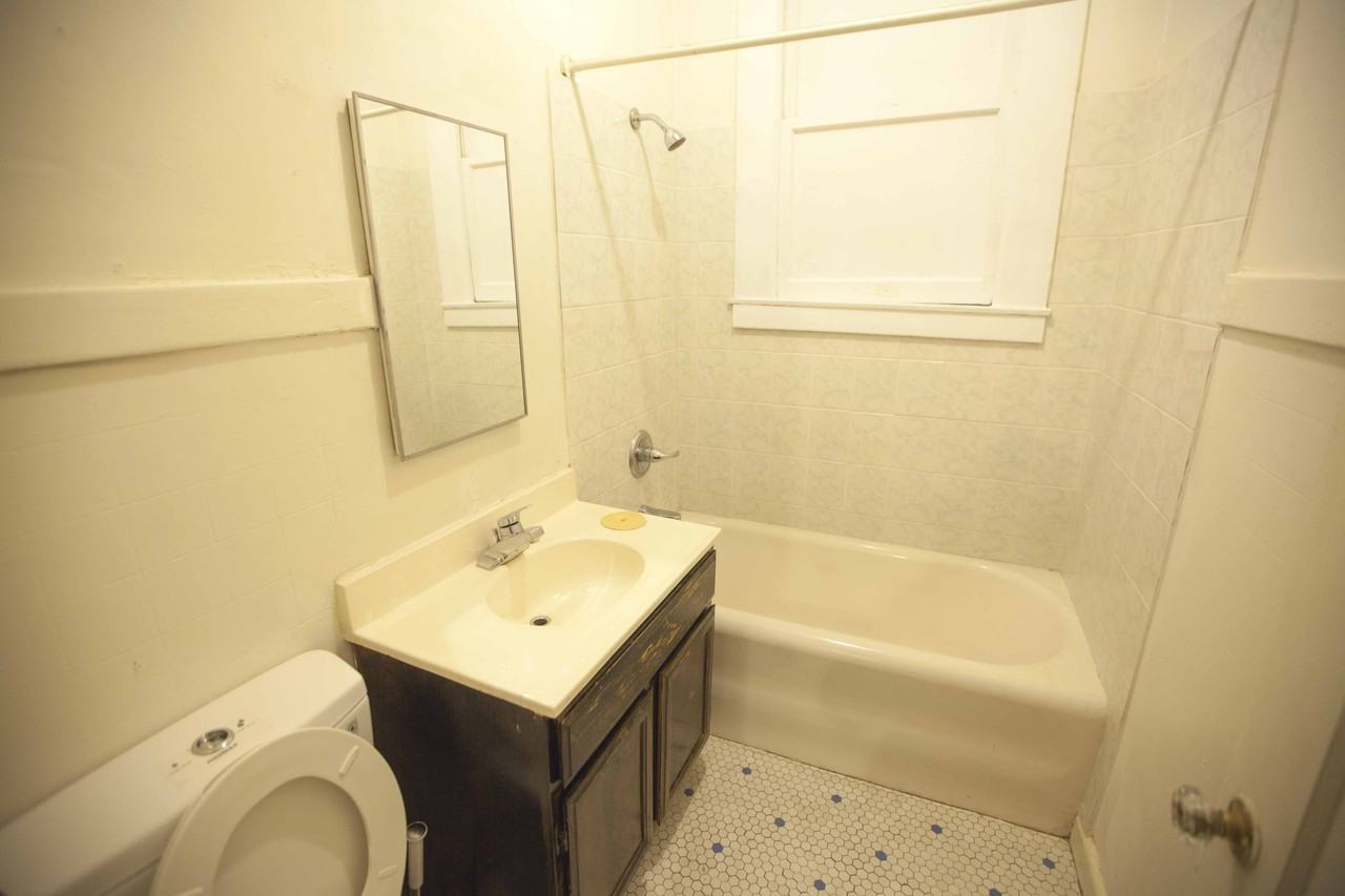 530 Larkin Street #205 - Photo 3 of 8