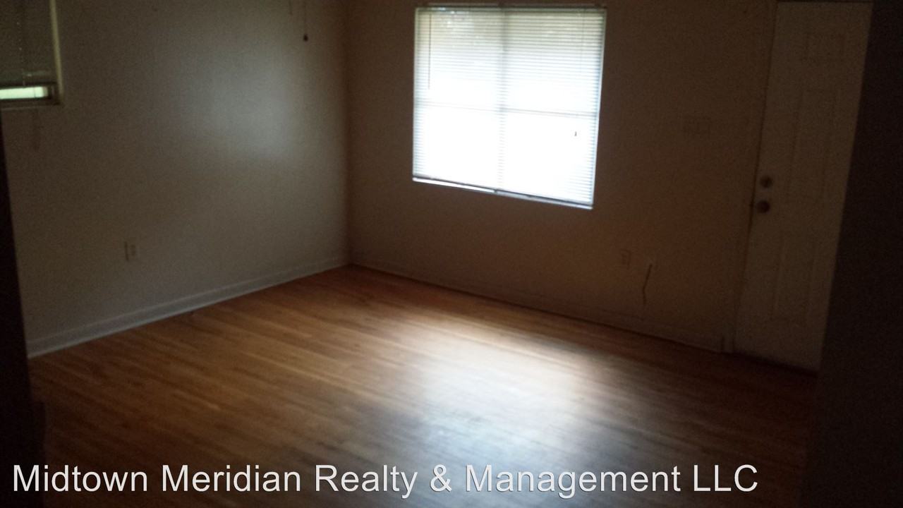1617 Kelly St - Photo 2 of 12