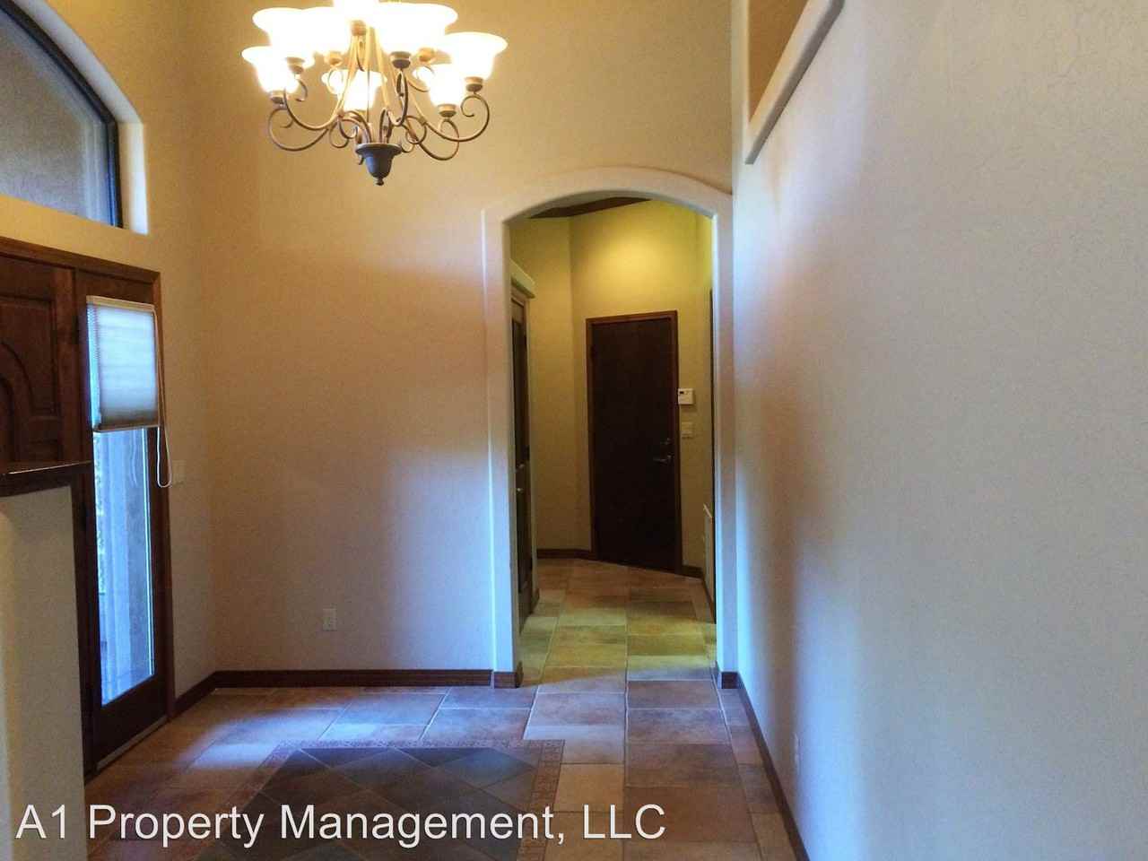 13305 Yaqui Dr - Photo 3 of 24