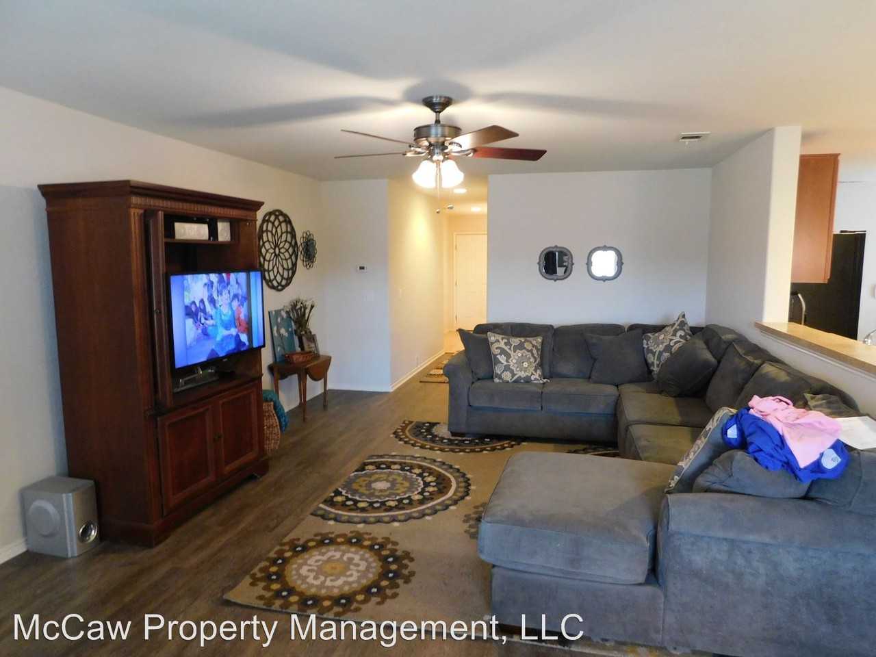 15968 Avenel Way - Photo 3 of 16