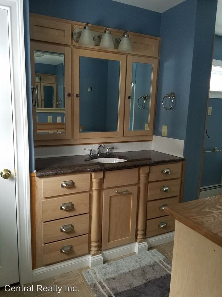 59 Central St #A - Photo 3 of 9