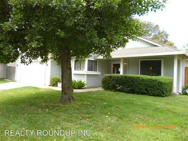 856 Range Way - Photo 2 of 12