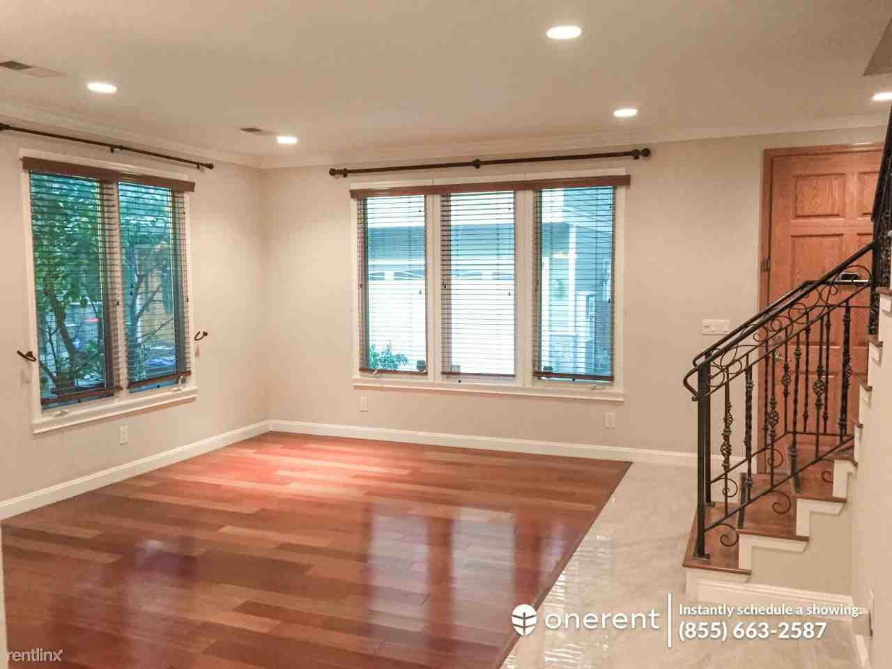 657 Helweh Ct - Photo 3 of 15