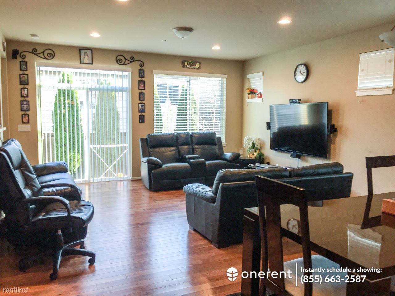 11560 178th Pl NE - Photo 3 of 14