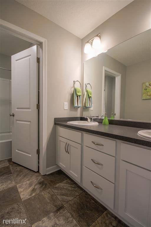 3994 Sunshine Peak - Photo 2 of 10