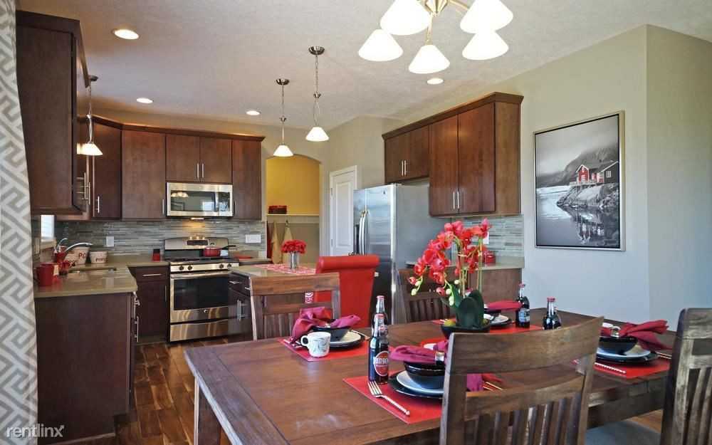 4012 Sunshine Peak - Photo 3 of 10