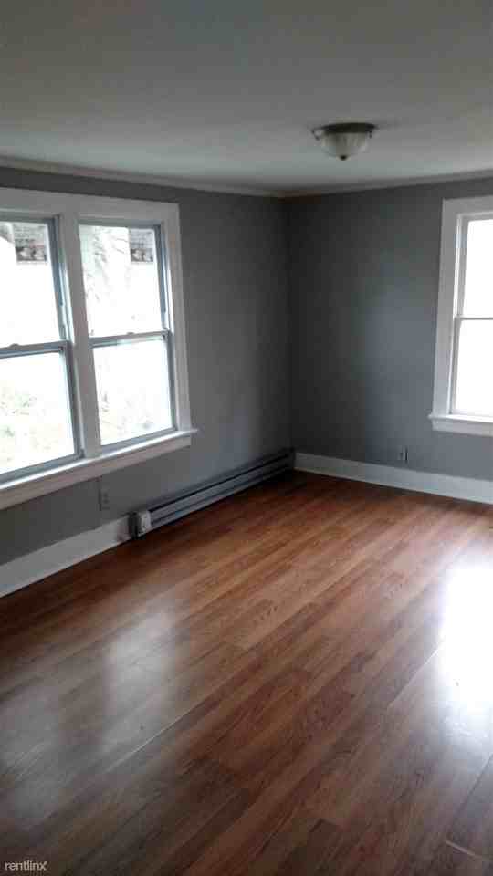 1229 2nd Ave N - Photo 3 of 5