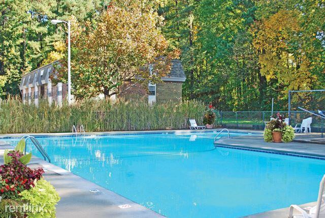 12 Morris St - Photo 2 of 7