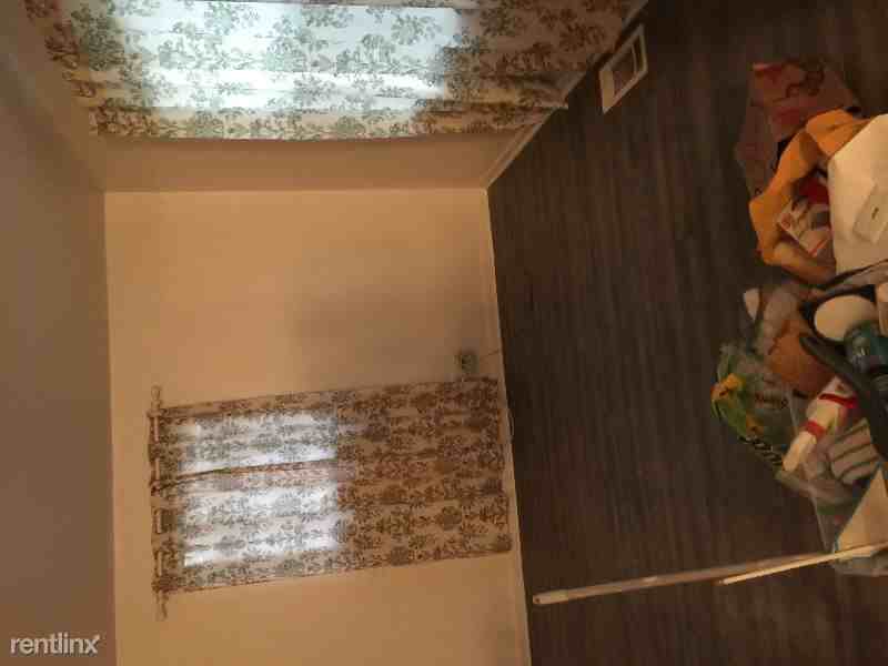 129 Carter St - Photo 3 of 4