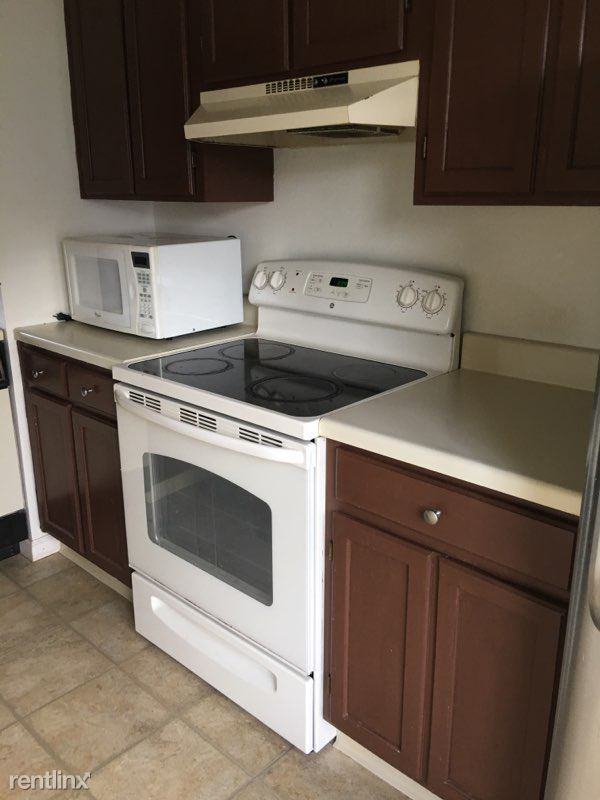 6320 Spring House Pl - Photo 3 of 21