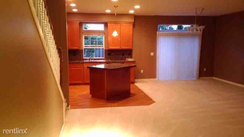 2498 NW 1st Dr - Photo 2 of 12