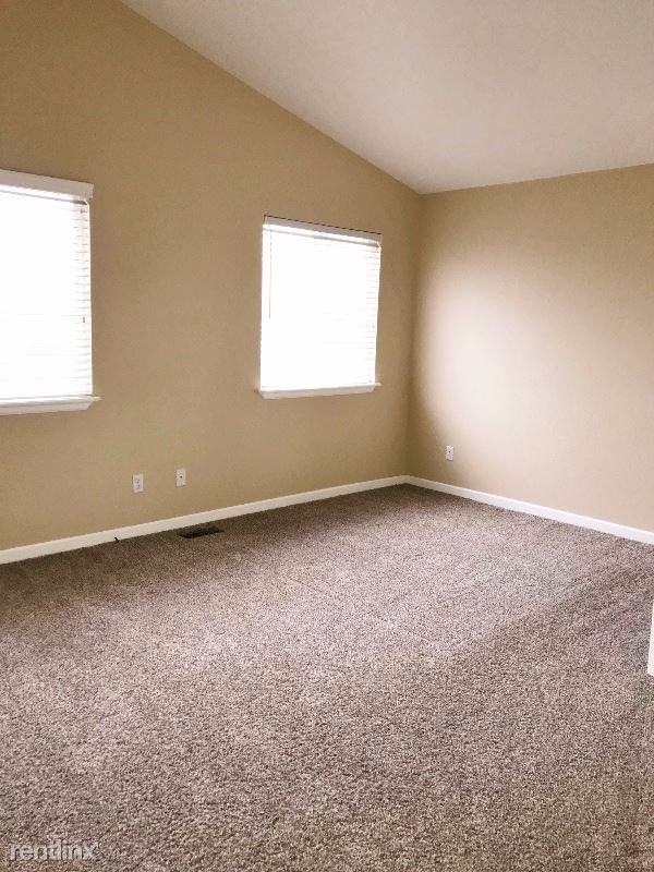 4445 Parfet St - Photo 2 of 11