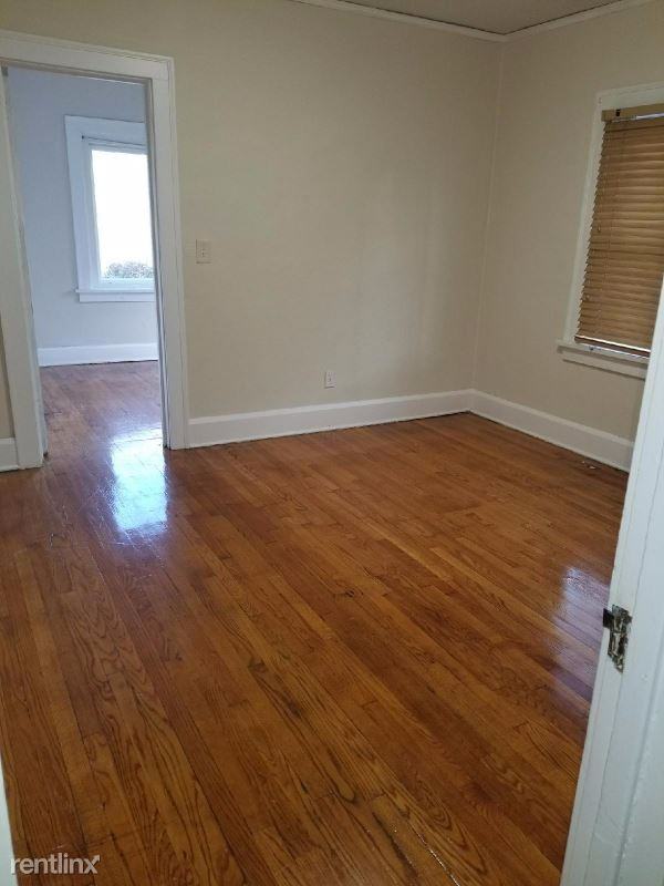 1507 Grant Ave - Photo 2 of 11