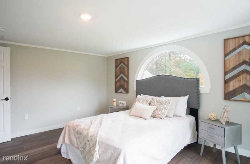 218 Birnam Rd - Photo 3 of 27