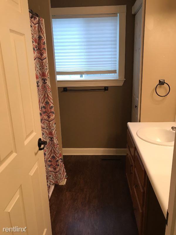 967 Cardiff Dr - Photo 3 of 17