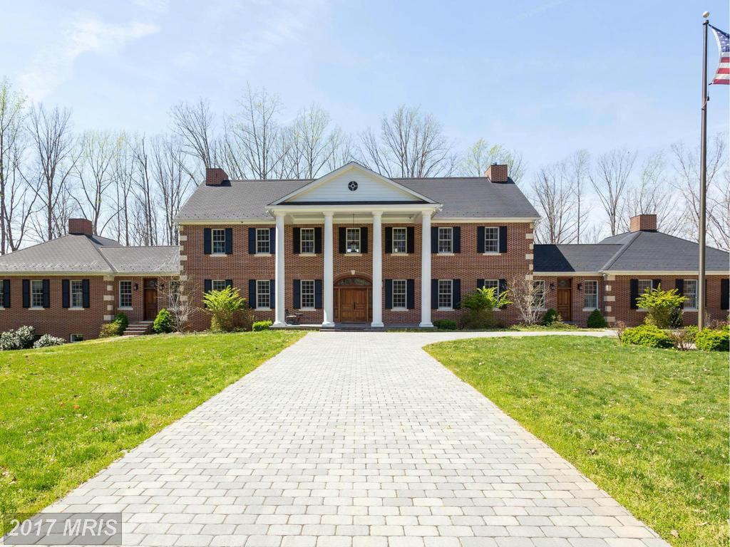 8205 Ashy Petral Ct - Photo 2 of 30