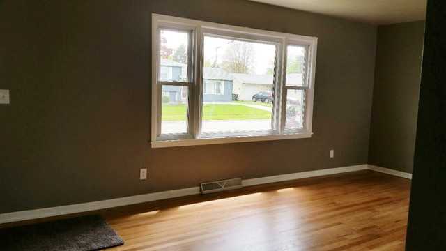 1504 E 18th St - Photo 2 of 20