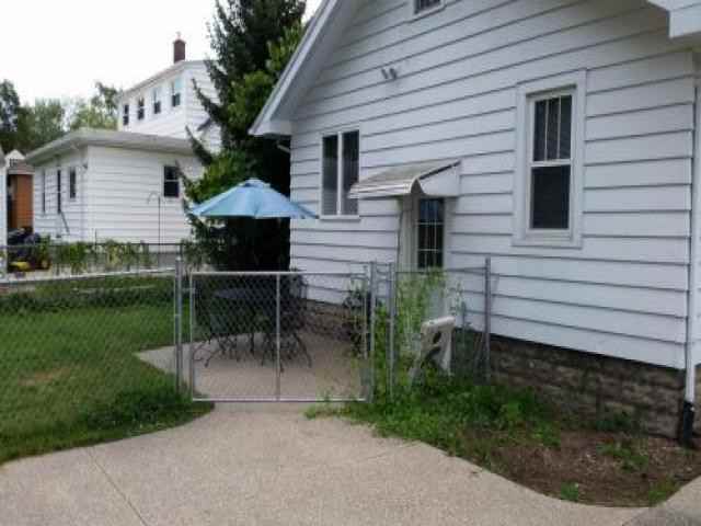 1927 Miles Ave - Photo 3 of 6