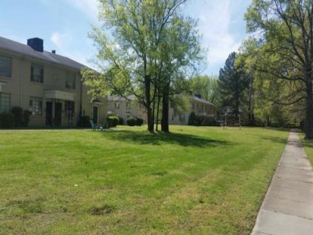 1903 Old Memphis Rd - Photo 2 of 6