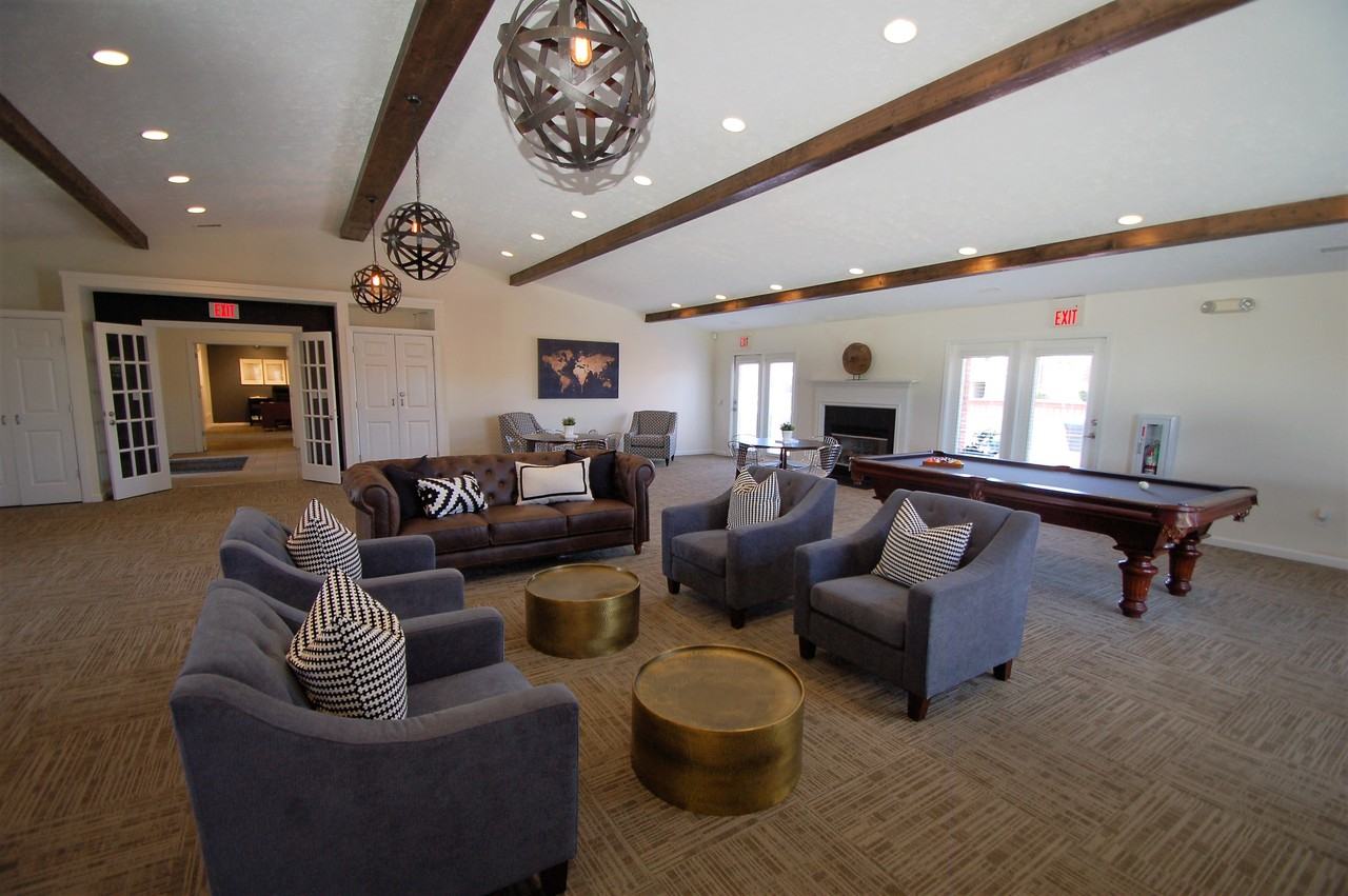 Brownsburg Crossing - Photo 2 of 42