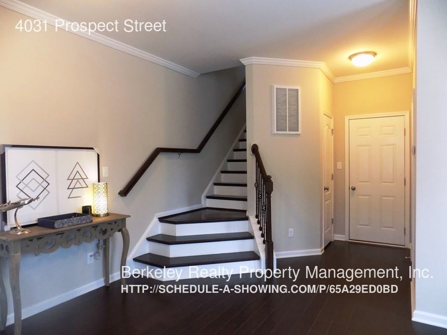 4031 Prospect St - Photo 2 of 26