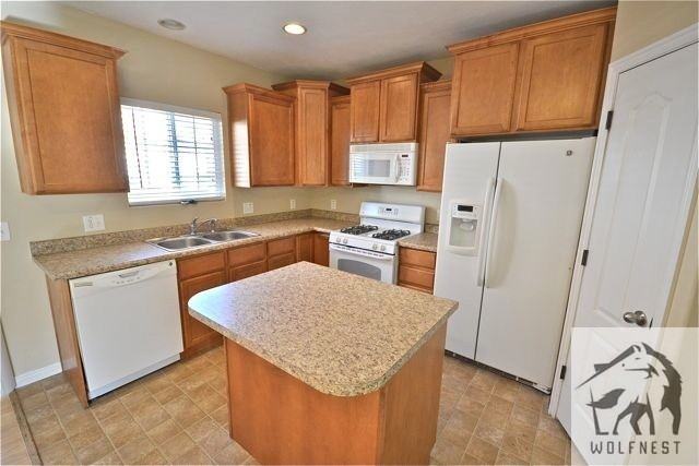 6836 Bottlebrush Ln - Photo 3 of 28