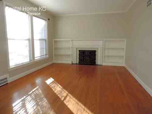 5306 W 57th Terrace - Photo 3 of 25