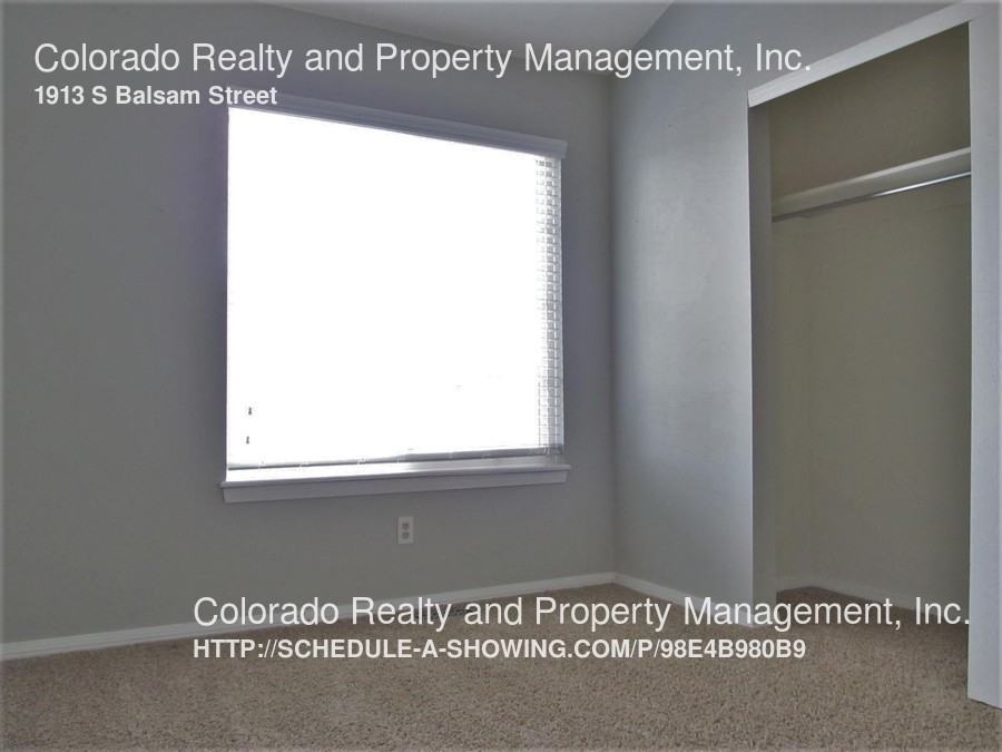 1913 S Balsam St - Photo 3 of 6