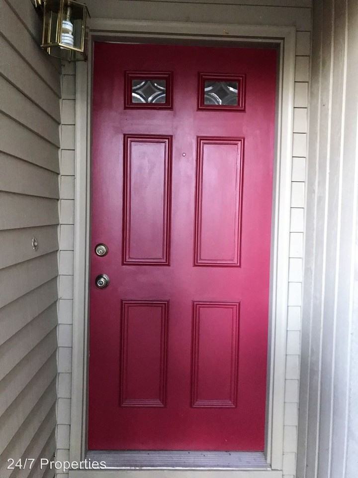 5852 Lakeview Blvd - Photo 2 of 16