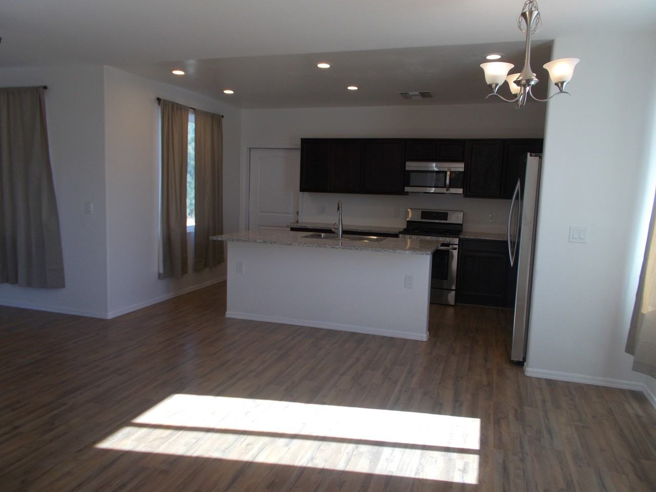 70 W 21st St - Photo 2 of 12