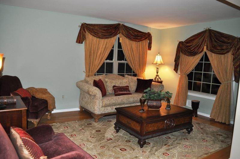 1706 Bergen Ct - Photo 3 of 25