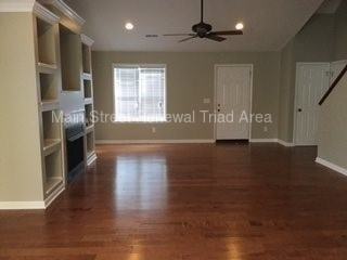 813 Trillium Ln - Photo 3 of 17