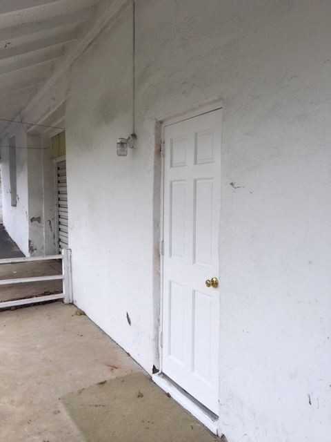 914 New Holland Rd - Photo 2 of 9