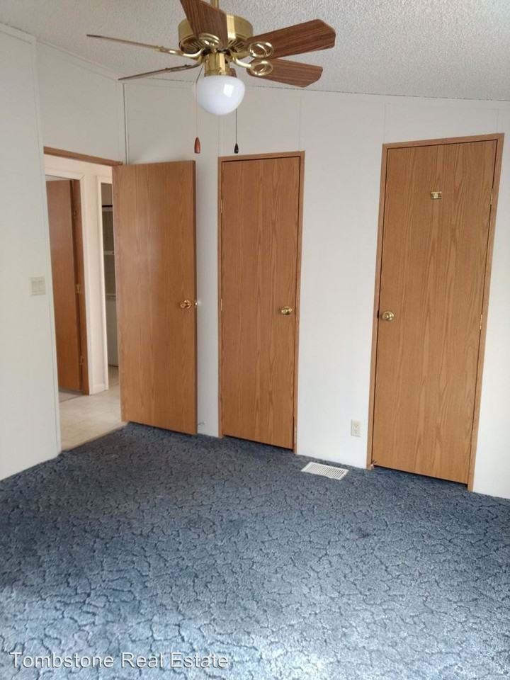 344 W Cilley Rd - Photo 2 of 4