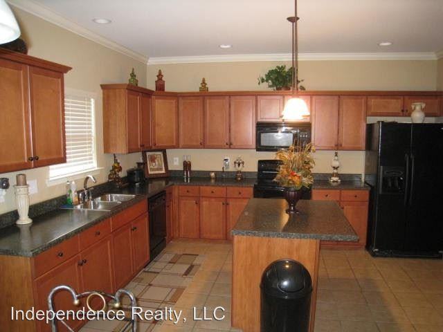 117 Morningwalk Ln SW - Photo 3 of 5