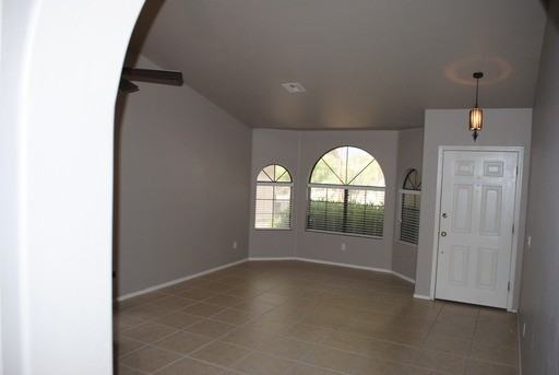 11800 N Labyrinth Dr - Photo 2 of 10